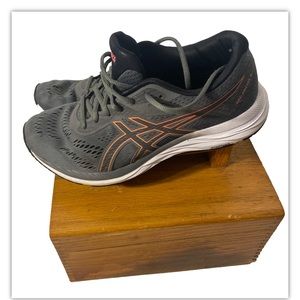 Asics Womens Gel Excite 6 1012A154 Gray Running Shoes Sneakers‎ Size 9